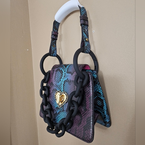NWOT BETSEY JOHNSON Chain Snakeskin Print Mini Purse - Picture 3 of 8